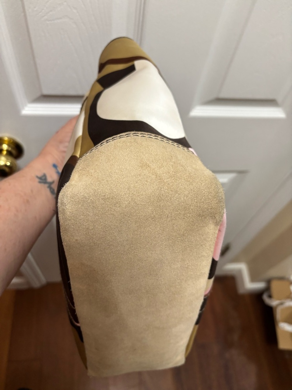 Coach VINTAGE G05M-8F33 Hamptons Optic Scarf Print w Tan Suede Bottom Tote EUC - Picture 8 of 15